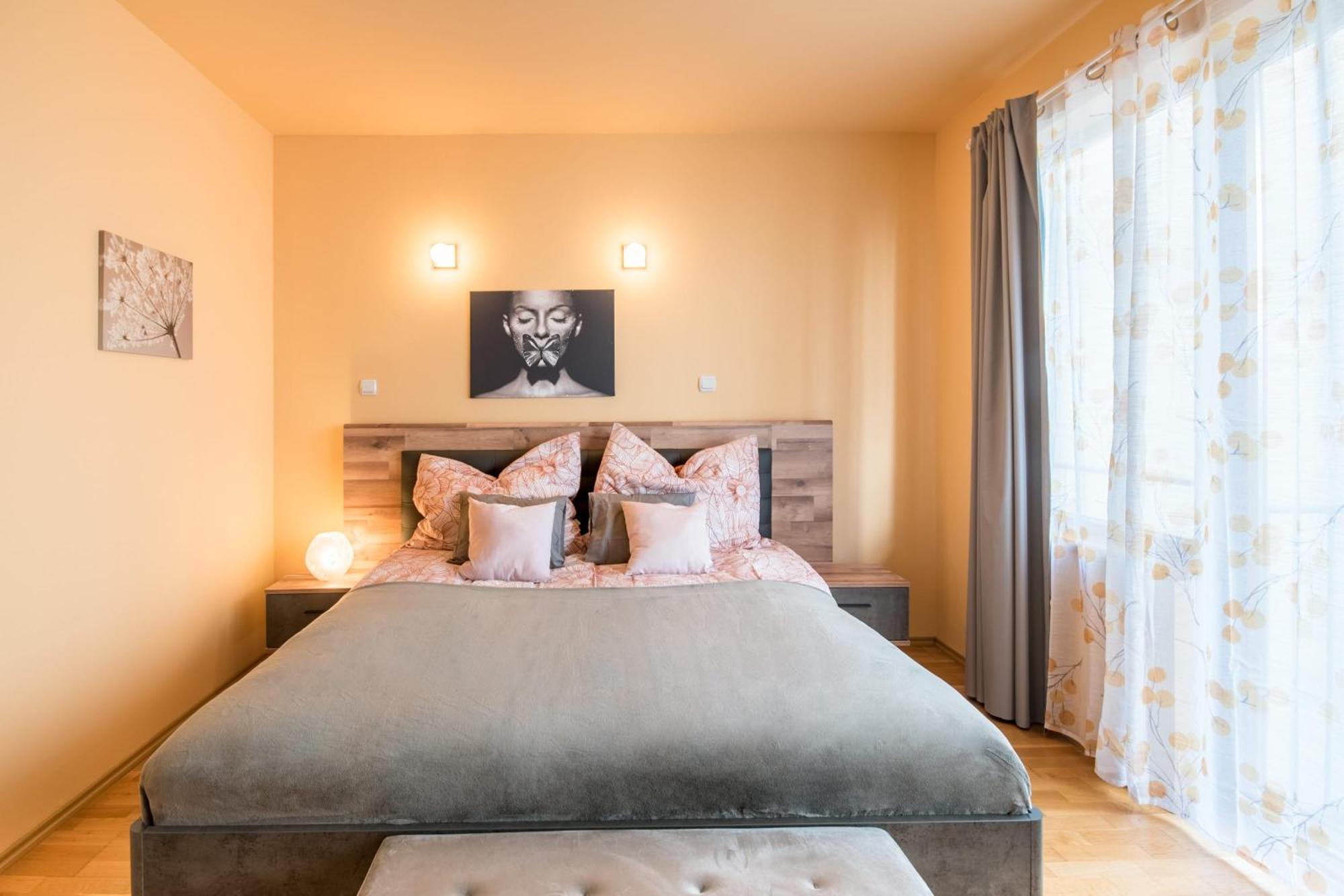 דירות בודפשט Very Central - Large - Balcony - Comfy מראה חיצוני תמונה