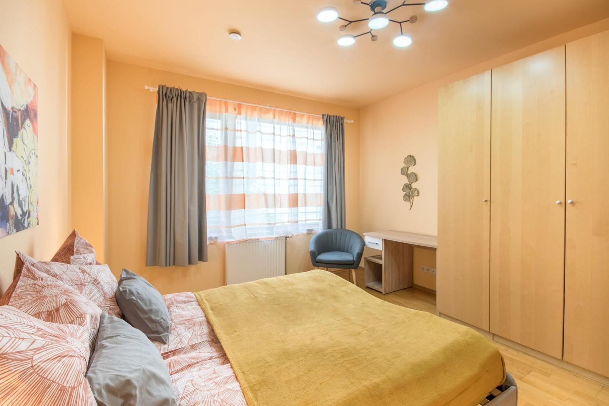 דירות בודפשט Very Central - Large - Balcony - Comfy מראה חיצוני תמונה
